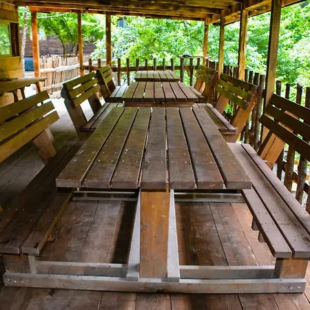 Eagles Land Pensjonat Moll' e Shoshit