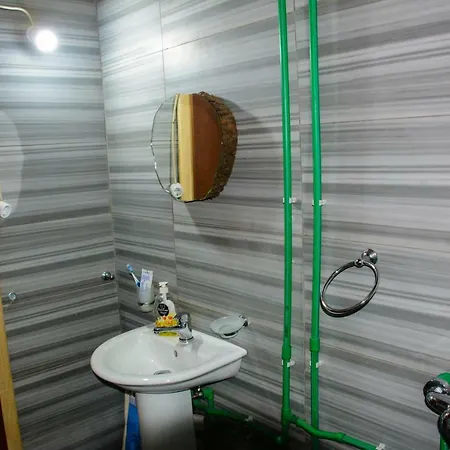 Eagles Land Pensjonat Moll' e Shoshit