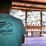 Eagles Land * Moll' e Shoshit