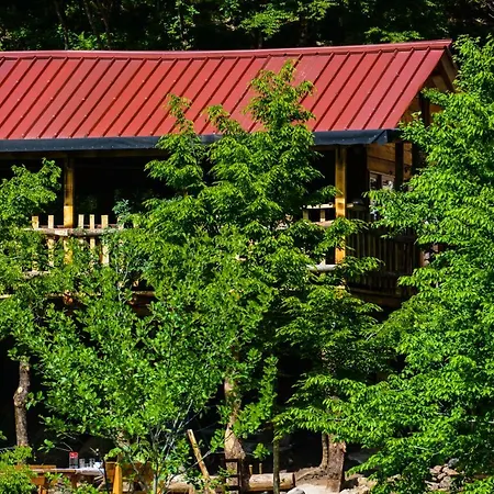 Eagles Land Penzion *